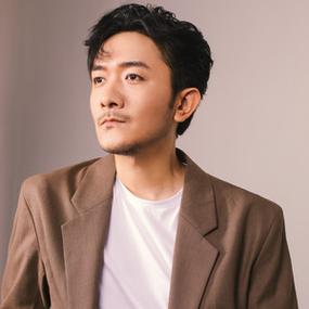 深度了解演员小爱：从配音到主演的蜕变之路