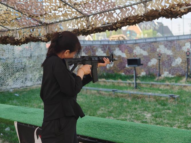 想体验真实射击？模拟射击游戏带你感受战场！