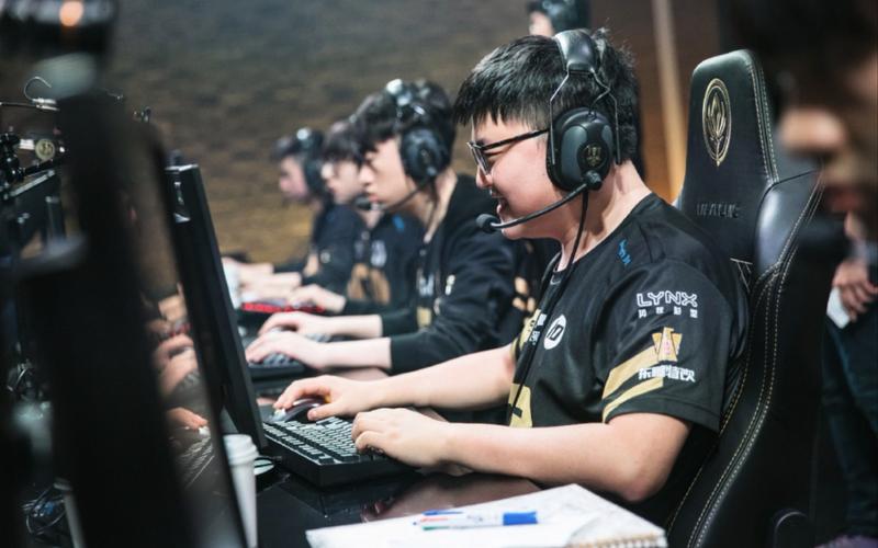 英雄联盟s9赛事盘点：最精彩的瞬间都在这儿！