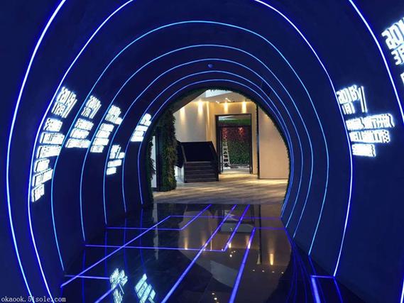 解锁3D时空隧道：体验超现实的视觉盛宴！