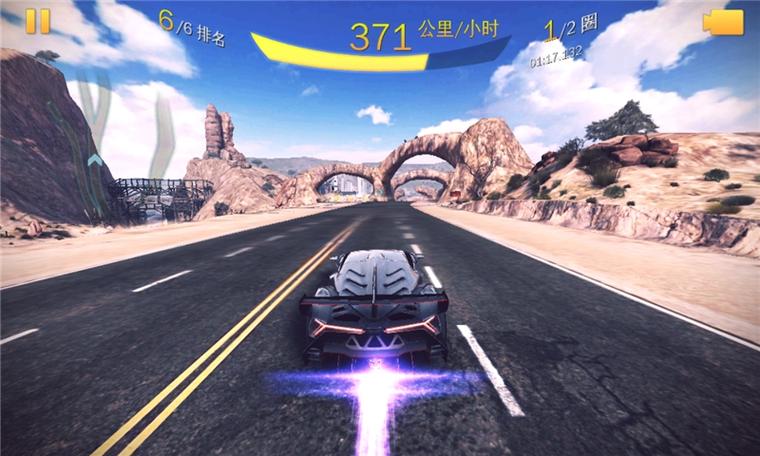 Asphalt 8极速凌云：单机联机皆可玩，感受真实赛车体验