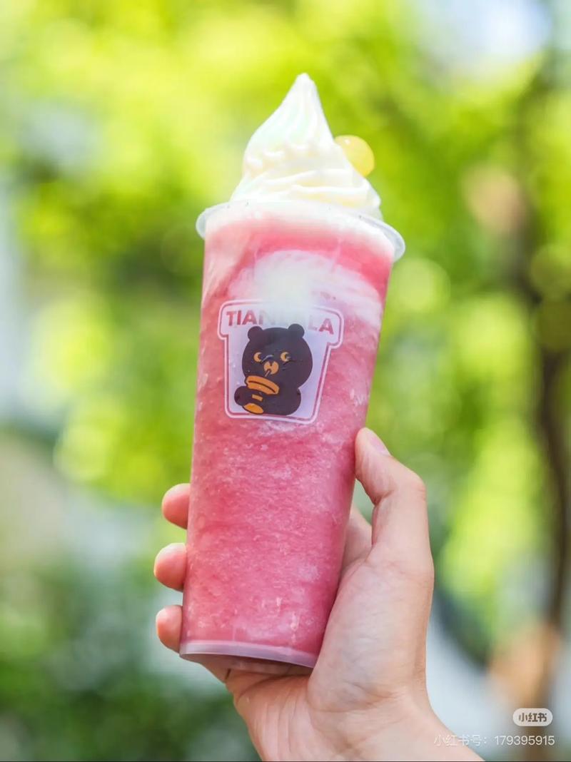 入秋第一杯奶茶图片合集：超多奶茶图片，满足你的味蕾