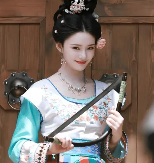 古装美少女的秘密花园，揭秘她们的美丽秘诀