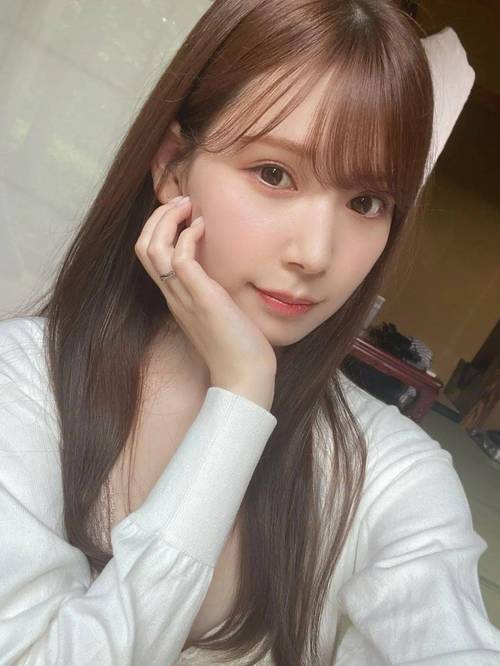 想看偶像人妻？这里提供最新更新地址！