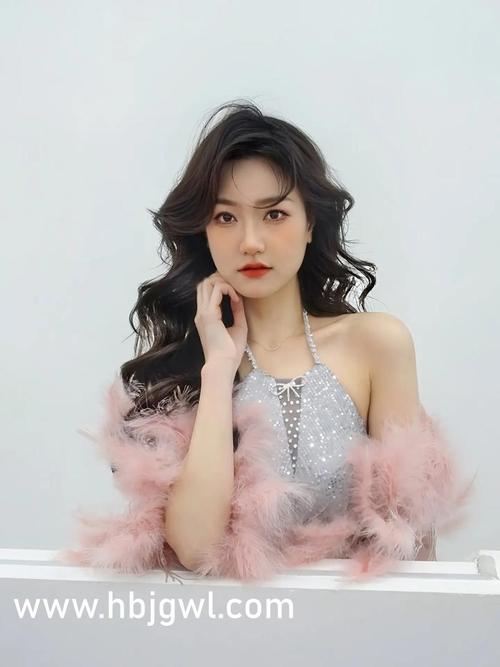 都市美艳后宫下载地址：精选多部小说，满足你的阅读欲！
