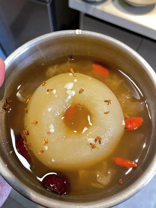 解暑神器：在家轻松煮出碧绿清澈的绿豆汤