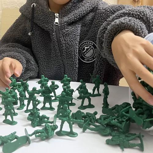 玩具兵大战2：重温经典塑料小兵大战