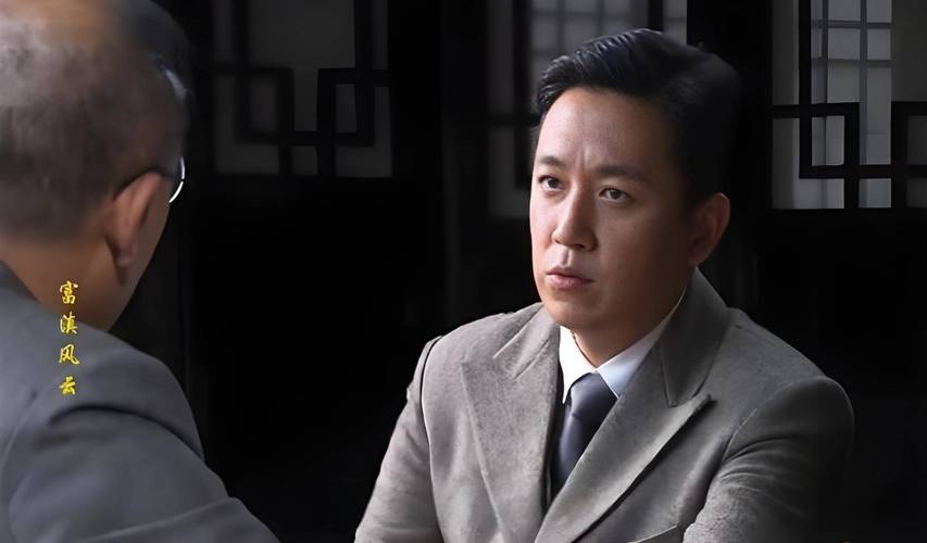 回顾经典谍战剧夜隼：父子情仇引人深思