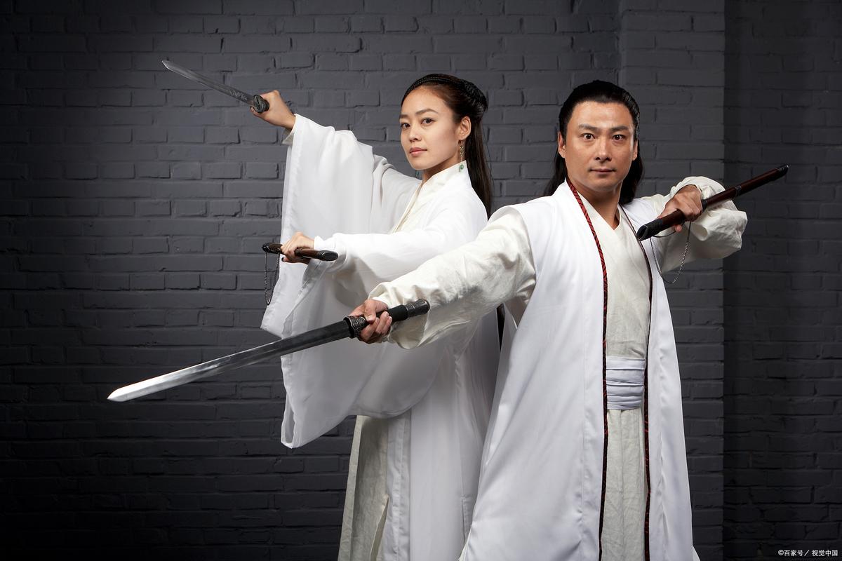 武林群侠传：自由养成，打造你的武林传奇