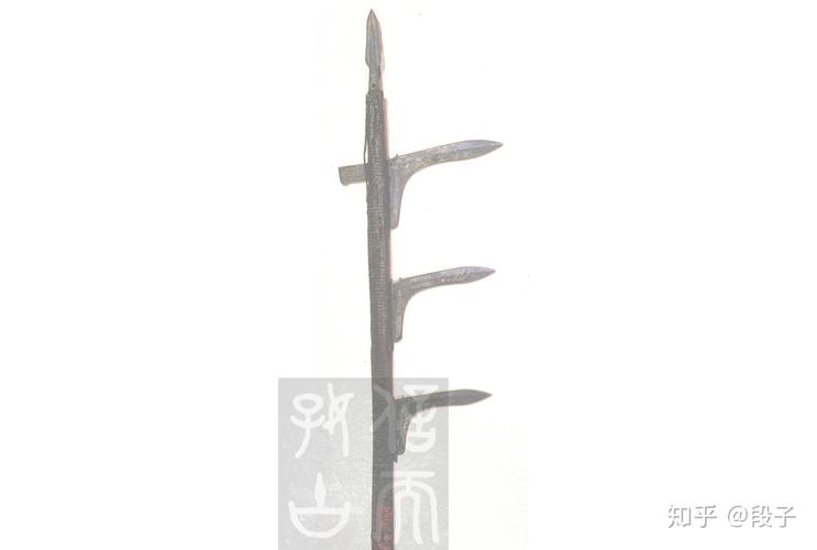 揭秘蚩尤武器：戈、殳、戟等上古神兵的秘密