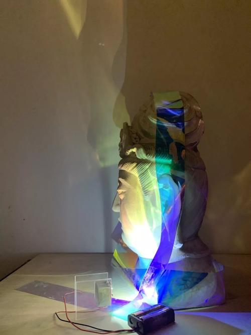 用光影魔幻手制作艺术照：告别单调照片变身大师