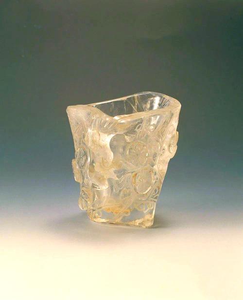 古代千年冰有什么用？(探索古人智慧与实用价值)