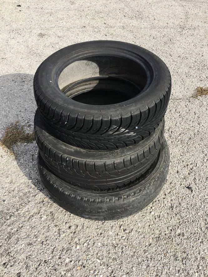 最早的轮胎是什么颜色？轮胎为啥后来都变黑了