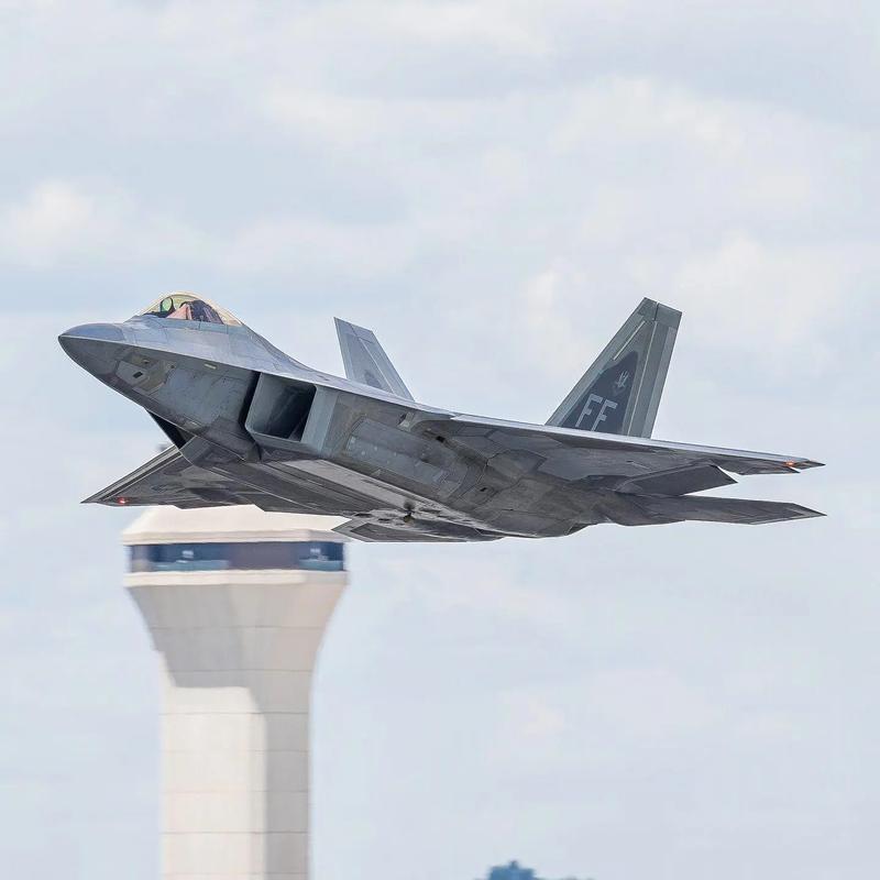 f22战斗机中文版哪个版本好用？用户评测真实体验