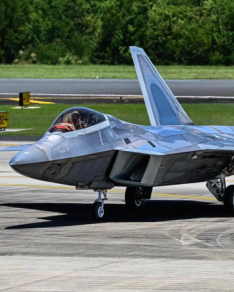 f22战斗机中文版哪个版本好用？用户评测真实体验