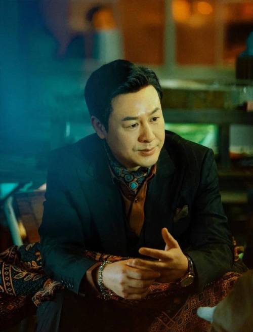 张颂文拍第八个嫌疑人到底有多拼？能入围金爵奖就懂了！