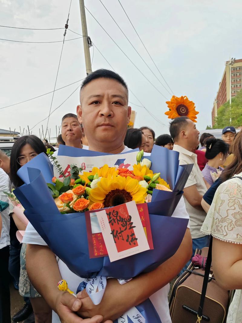 我的男孩如何设置中文？傻瓜式操作步骤一看就会