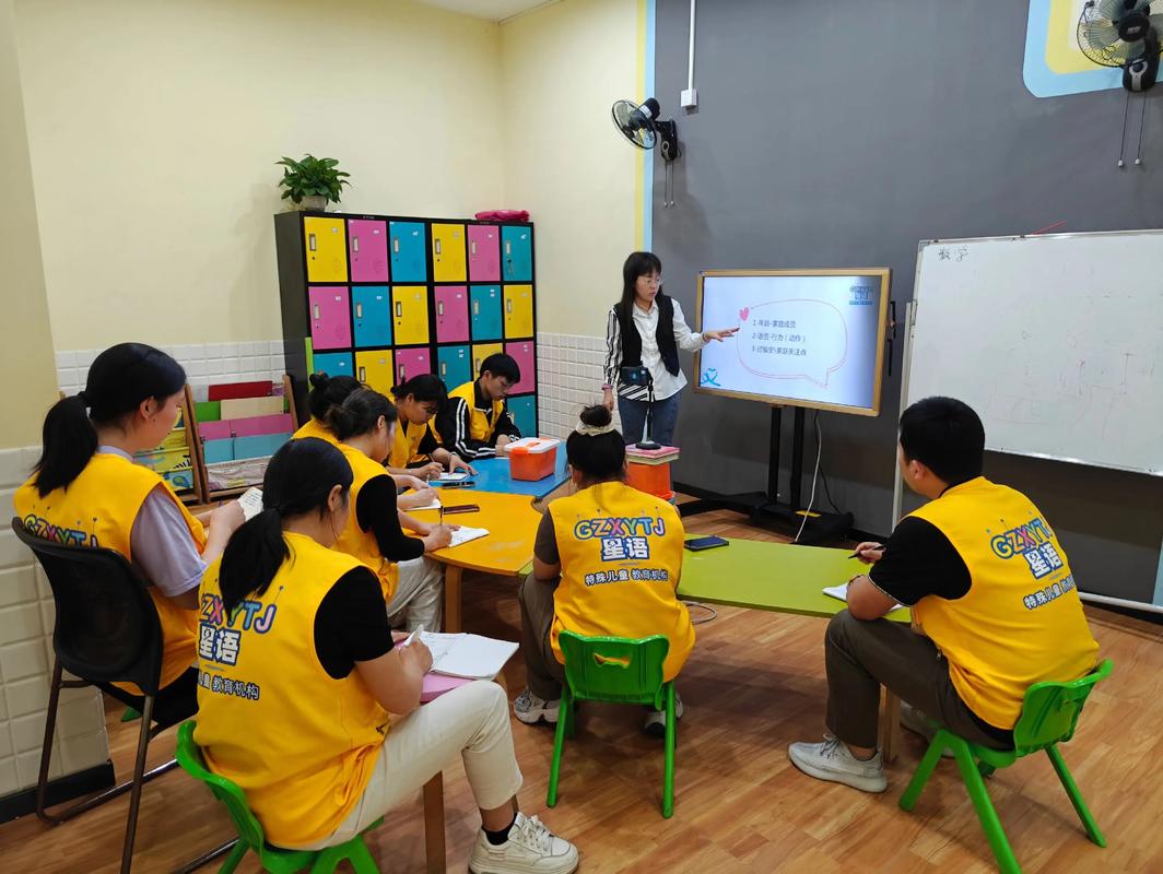 老师专业吗？班班幼儿园师资团队大揭秘！