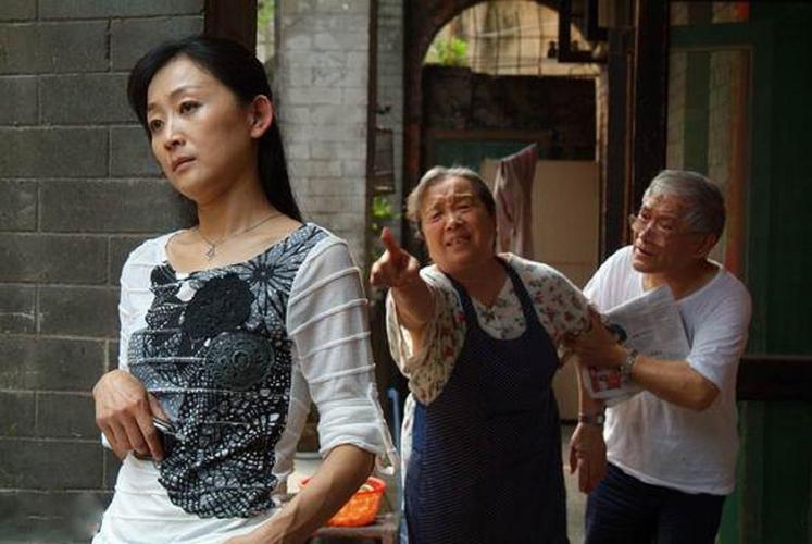 房奴电视剧讲什么故事？(聚焦买房难与家庭矛盾)