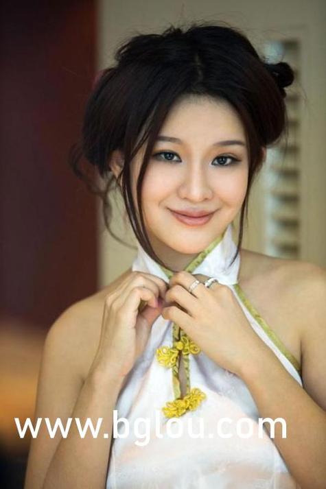 雯雅婷为什么这么火？看完她的走红故事就知道