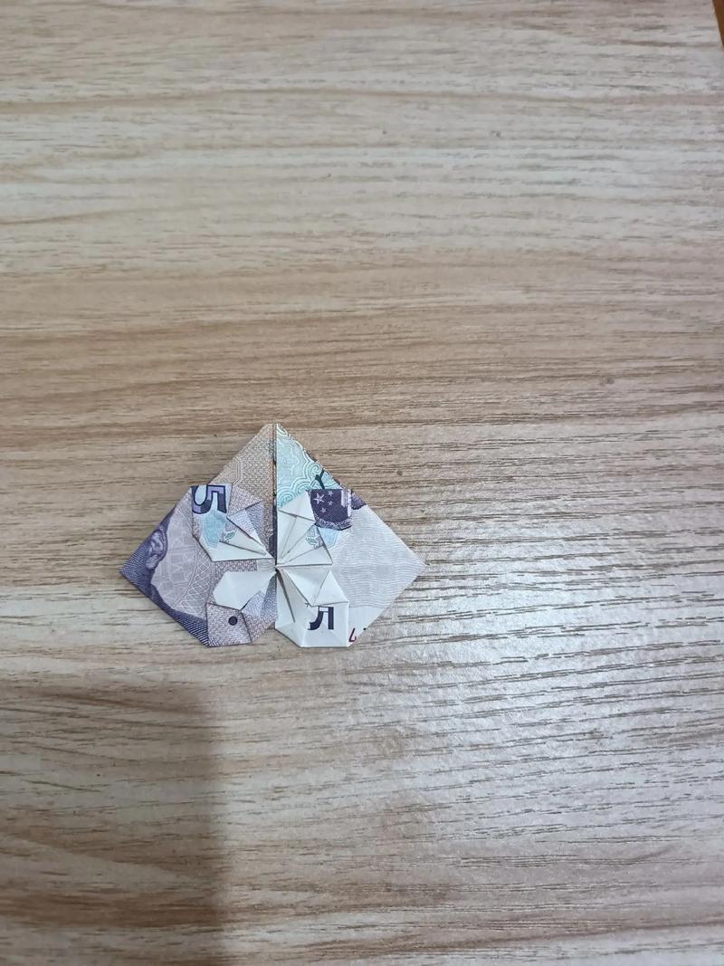520折纸怎么做？5步轻松完成超有爱礼物