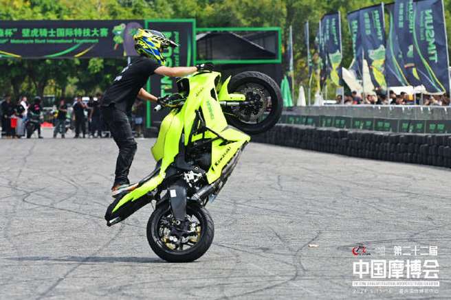 摩托车特技赛安全怎么保障?4个关键技巧必须学!