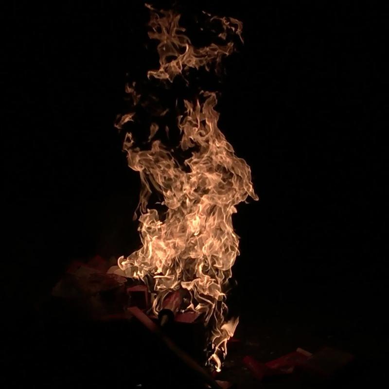 如何理解燃烧的余烬？3个技巧轻松掌握故事精髓！