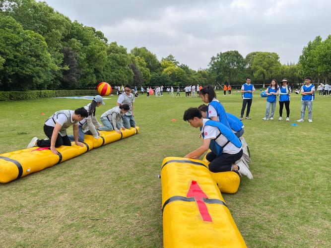 同舟共济游戏好处是什么(提升精神合作实用方法)