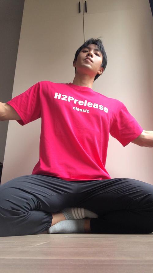 健身达人必备红色战斗腰带正确戴法一次教会你！