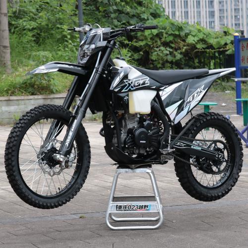 疯狂越野摩托新手入门教程，手把手教你轻松上路