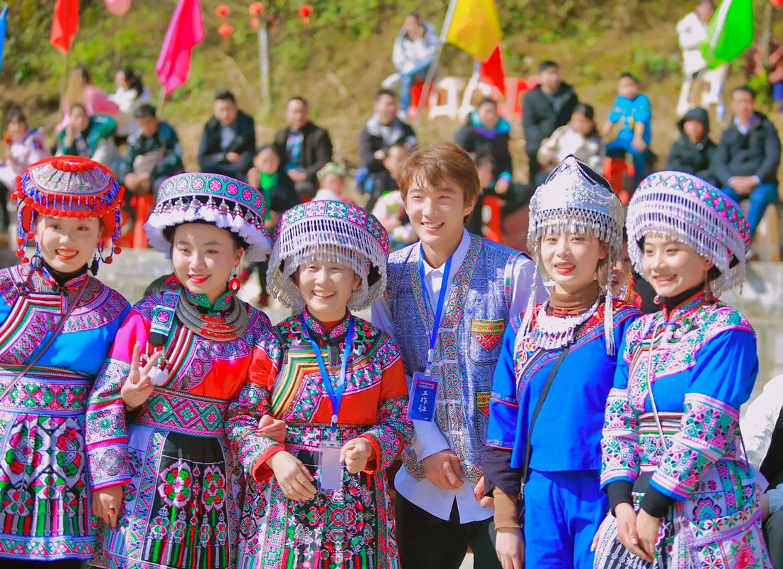 苗族花山节蚂蚁有什么好玩？（盘点10个不可错过的体验！）