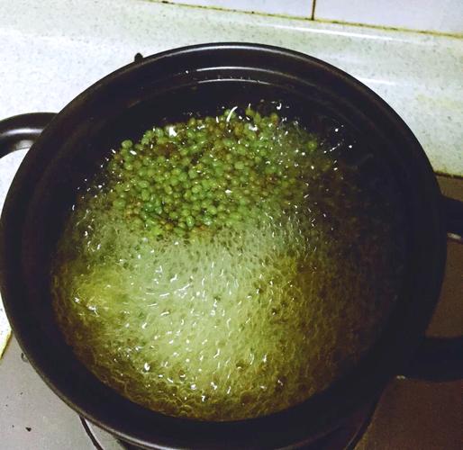 想煮出颜色碧绿的小妙招(保证青菜翠绿有食欲)