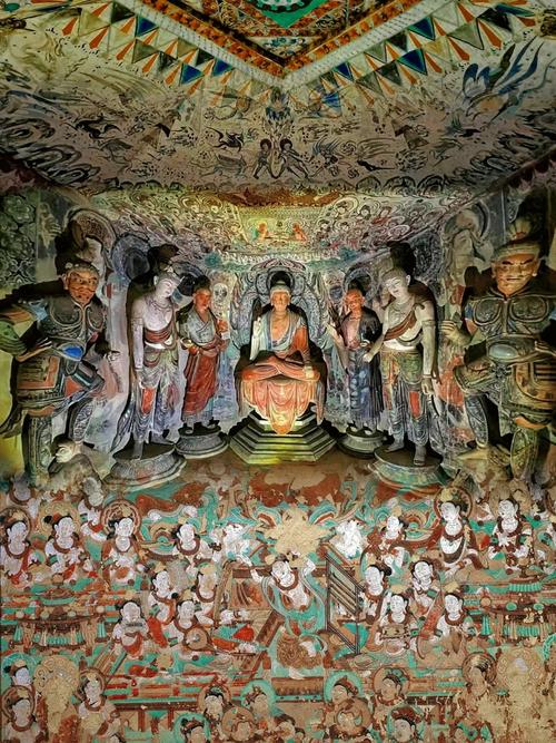 敦煌莫高窟近代谁发现的？(专家解析的3个争议问题)