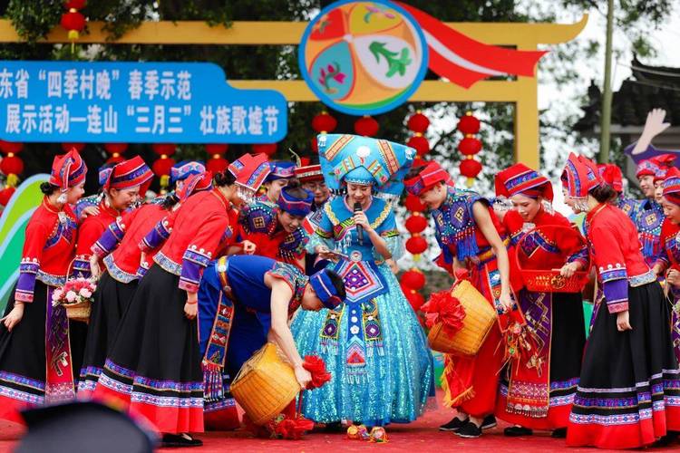 三月三歌节是哪族盛会？多民族对歌踏青必备指南