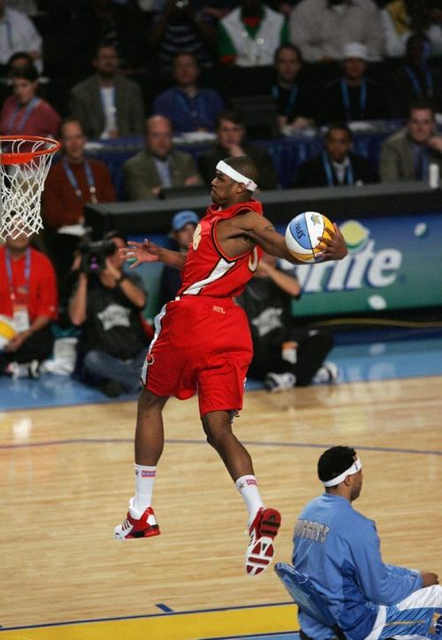 约什史密斯扣篮在NBA算强吗？与其他扣将比一比就知道！