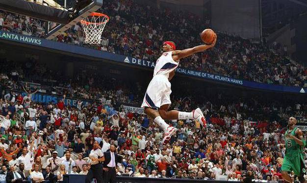 约什史密斯扣篮在NBA算强吗?与其他扣将比一比就知道!