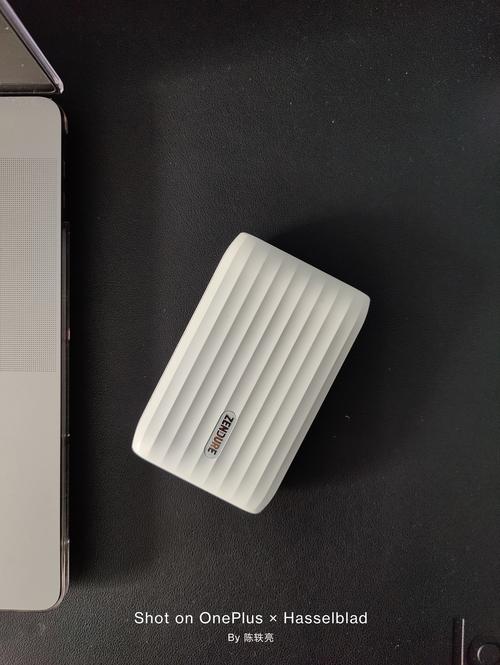 景区充电宝1小时10元为什么这么贵？背后收费内幕大揭秘