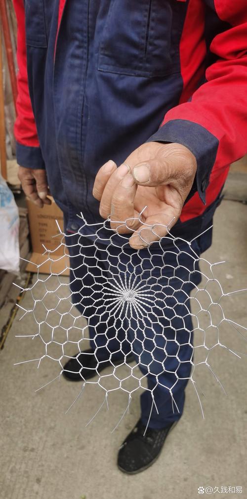 暗物质编织技术：永生幽暗手套的量子防护革命