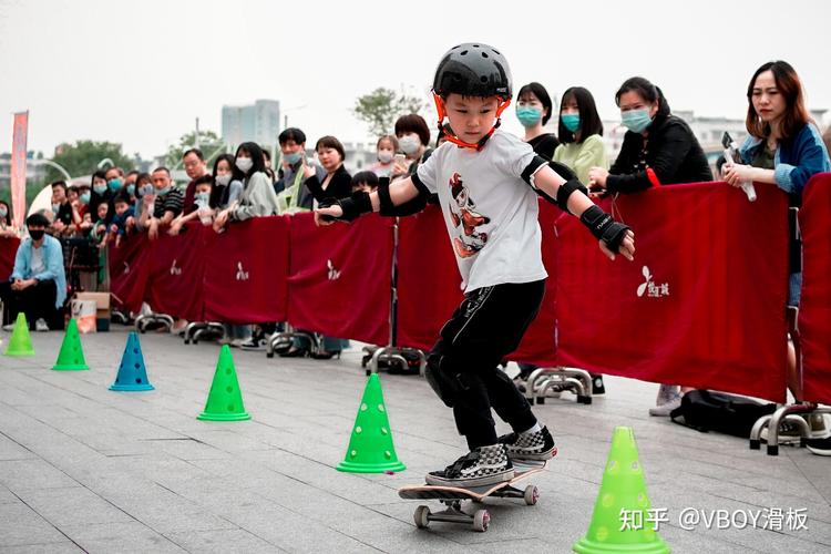 参加滑板障碍赛要准备什么？这份清单请收好！