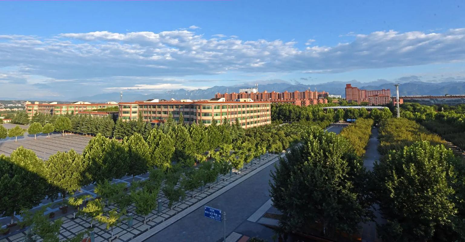 西景学院游戏官网下载安全吗？官方授权的安装包在这里领取！