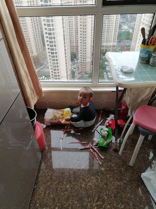 家里有个顽皮孩童心很累？新手父母必看的调整心态法！