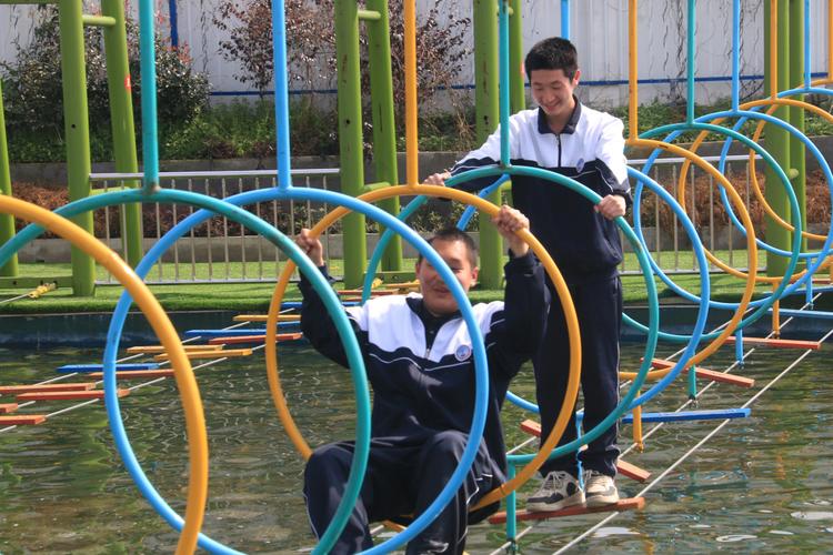 火炬杂耍练多久才能上台表演？专业人士告诉你！