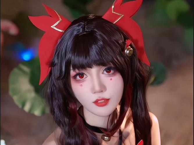 可萝可御妆容怎么画才自然？新手也能学会的化妆技巧！