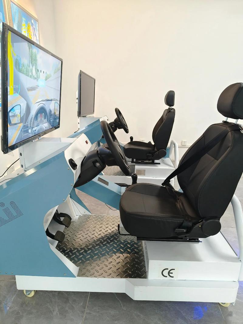 模拟驾驶器哪家好用？老司机推荐这几款设备！