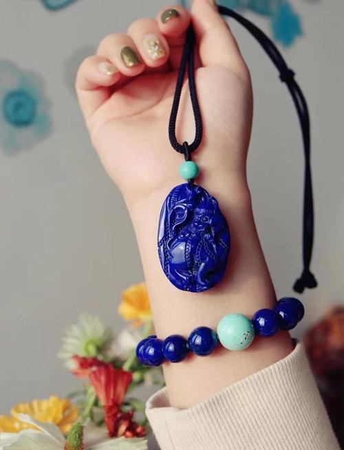 青闪石适合什么人戴？佩戴时要注意这几个禁忌！