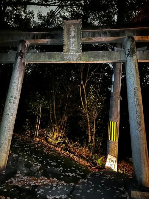 荒废神社真的有鬼吗？亲身经历告诉你真相！