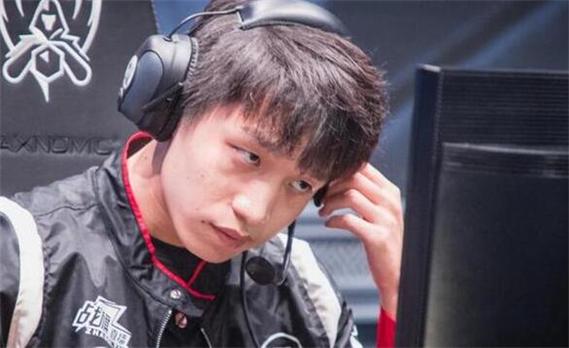 lol厂长是谁？深度解析这位英雄联盟传奇打野玩家！