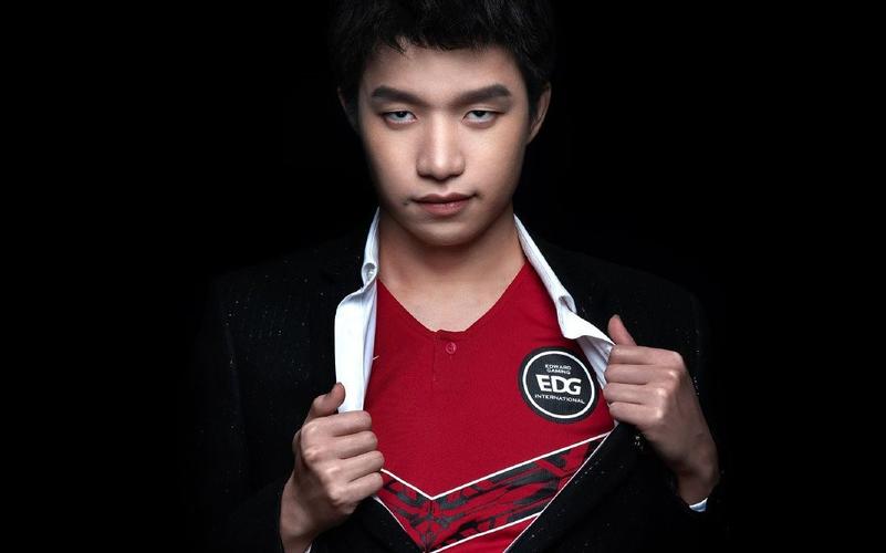 lol厂长是谁？深度解析这位英雄联盟传奇打野玩家！