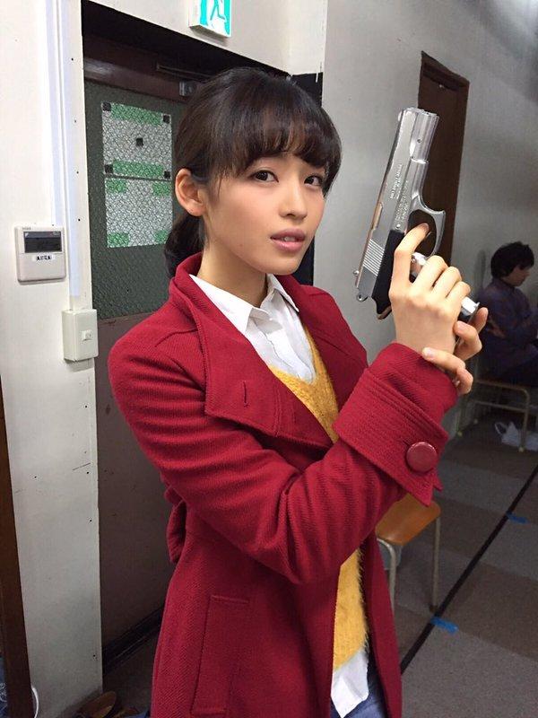 清水美里现在多少岁了？她的感情状态揭秘！