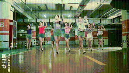 c哩c哩是哪个国家的歌?它背后的故事你知道吗?